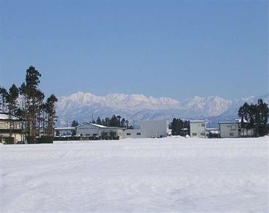 富山县立大学