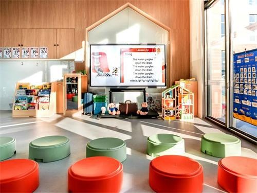 南京威雅学校活动室