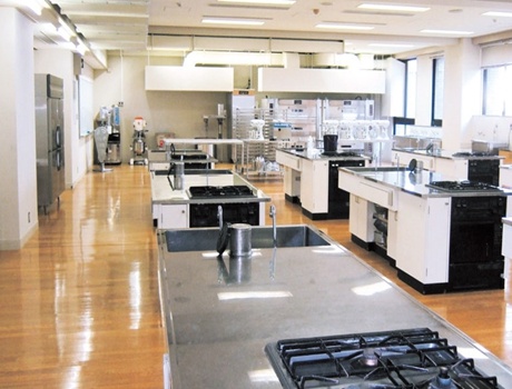 池坊短期大学