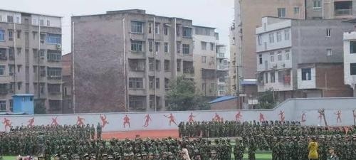 内江市第二职业中学