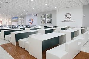 天津美达菲国际学校食堂