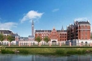 湖州枫叶国际学校湖边景色