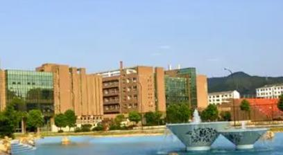 江西陶瓷工艺美术职业技术学院是大专还是中专（江西陶瓷工艺美术职业技术学院）