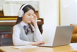 高中生