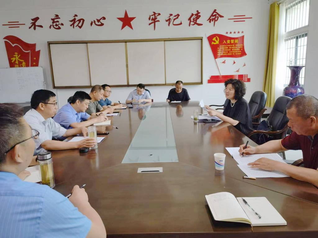 信阳职业技术学院纪委书记蒋有红督导检查专升本考试准备情况