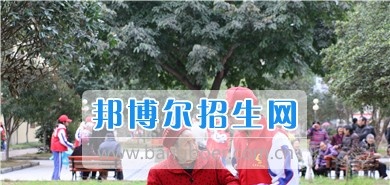 阆中师范学校青年志愿者赴光荣院慰问活动圆满结束