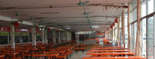 广东江南理工高级技工学校宿舍条件