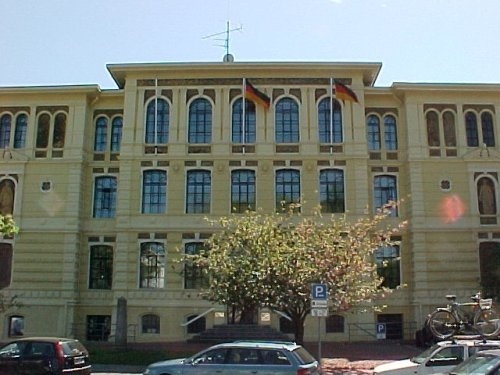 21应用技术大学