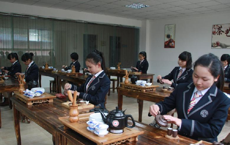 重庆行知技师学院2020年招生办