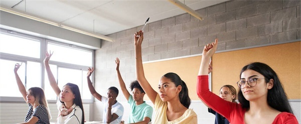 青岛市石化高级技工学校