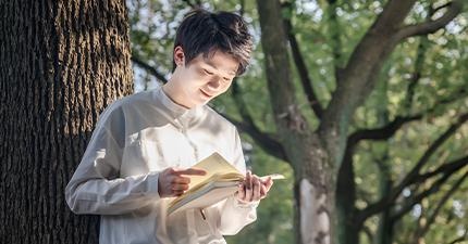 词汇量4000以上入学测试达到80分