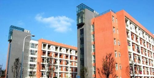 自贡职业技工学校