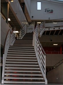 布雷斯特高等电子与数字学院