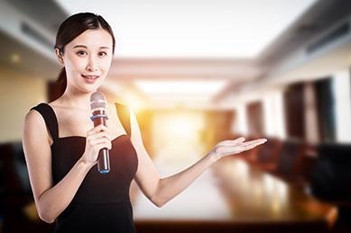 海量定制专业课程，满足学员们多元化的学习需求