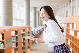伴学
