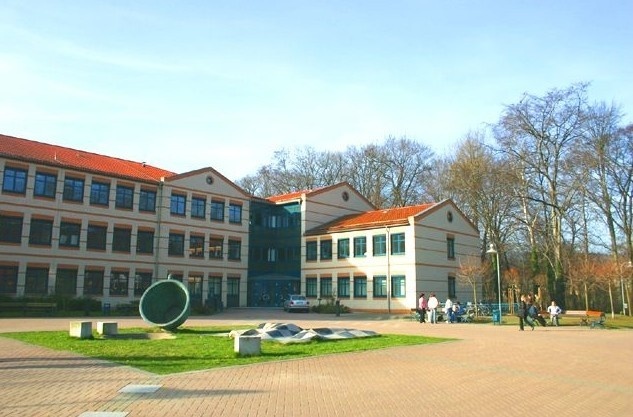 哈尔茨应用技术大学