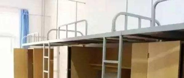 郫县第二中学2021年宿舍条件