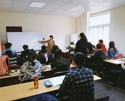 山东科技大学外国语学院