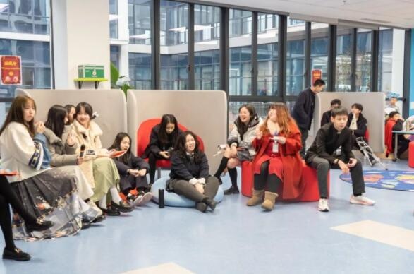 杭州威雅学校2022年元宵游园会活动