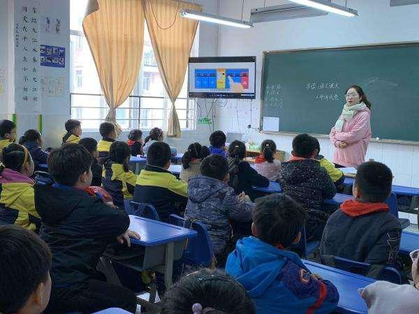 扬州育才实验学校