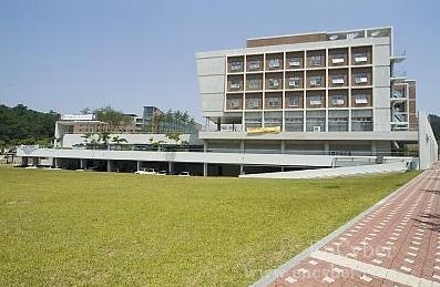 国立金乌工科大学