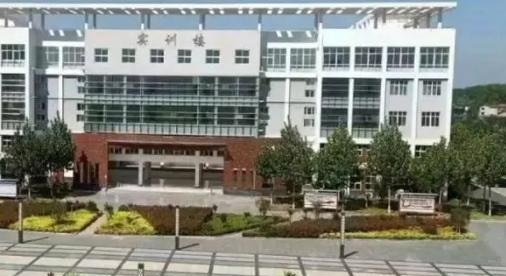 2023鹿邑职业技术学校多少钱 鹿邑职业技术学校各专业学费收费标准