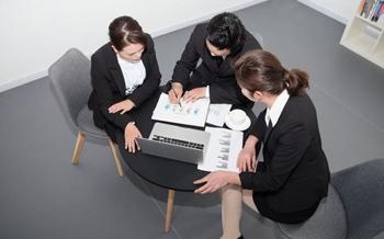 高素质服务团队