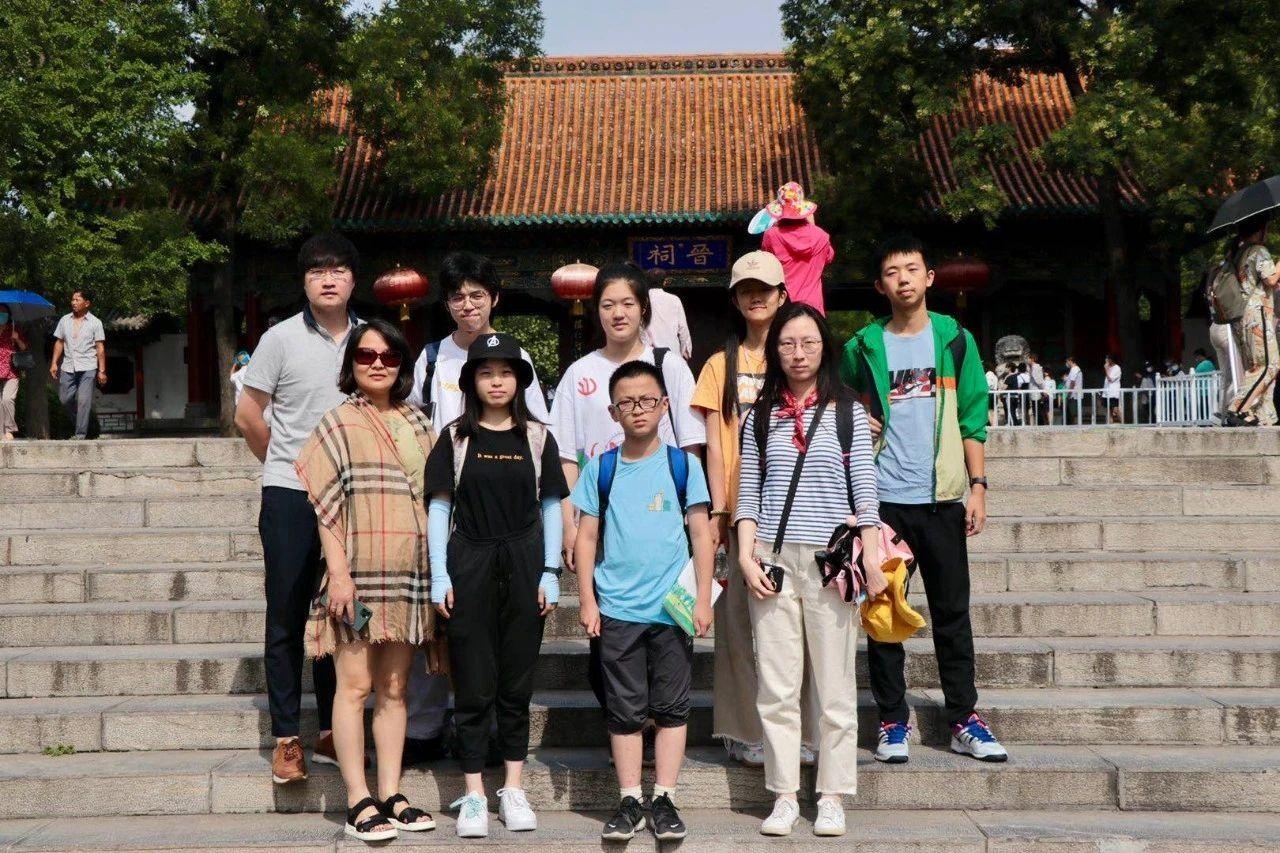 美国蓝带汇点高中研学课程.jpg