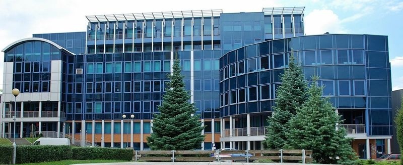 绿山大学