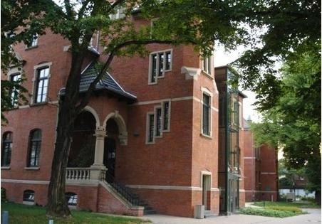 沃尔姆斯应用技术大学