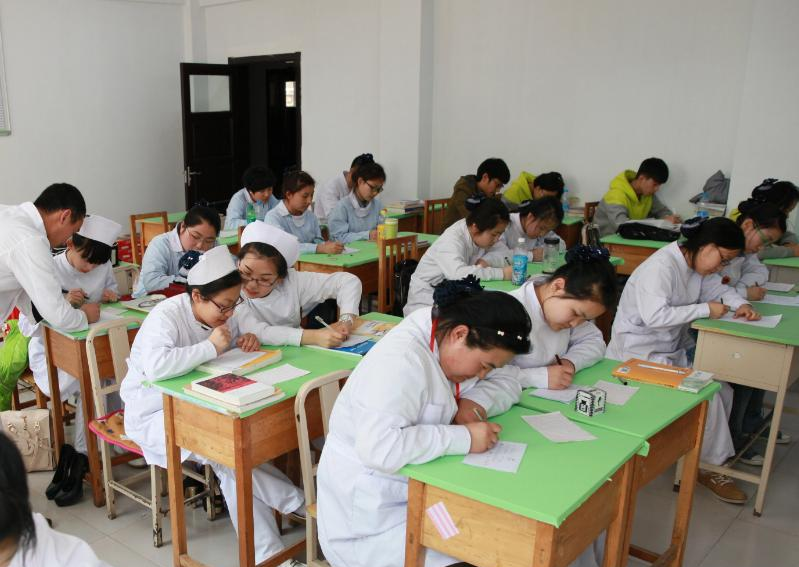 黑龙江医药卫生职业学校