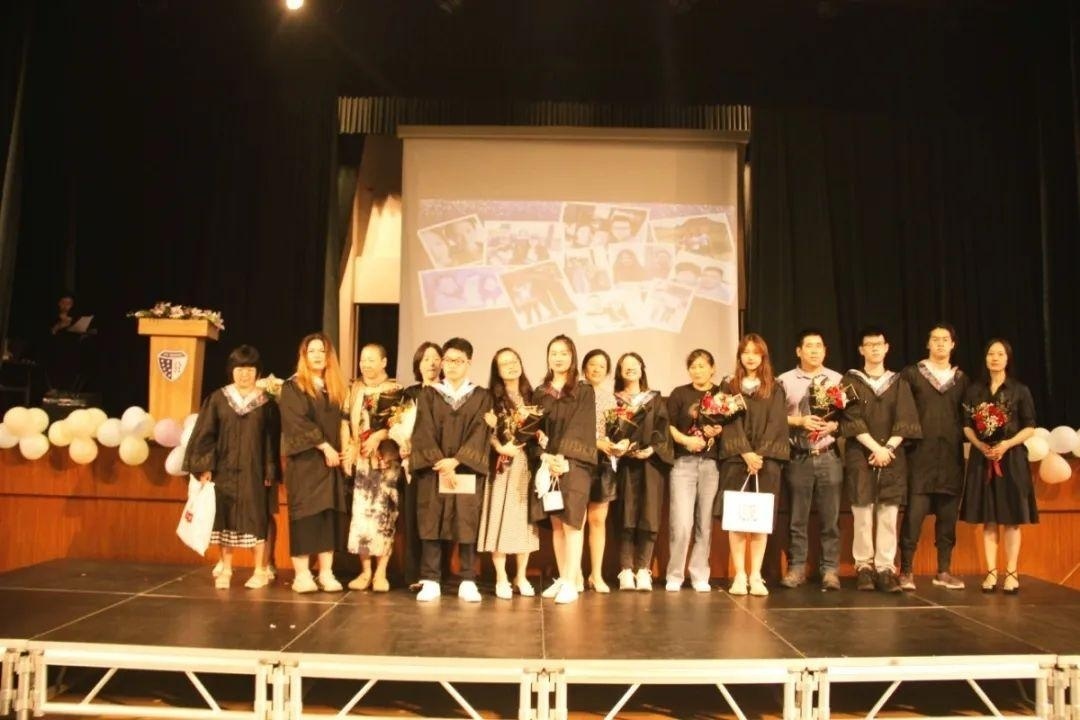 上海常青藤学校2020毕业典礼完美落幕.jpg