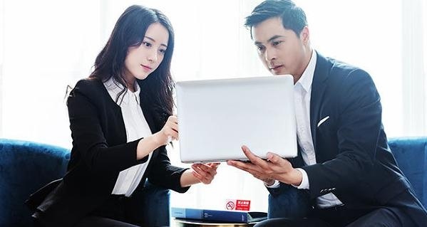 如何跟顾客寒暄