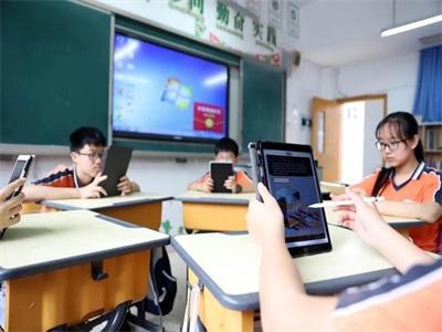 新东方扬州外国语学校