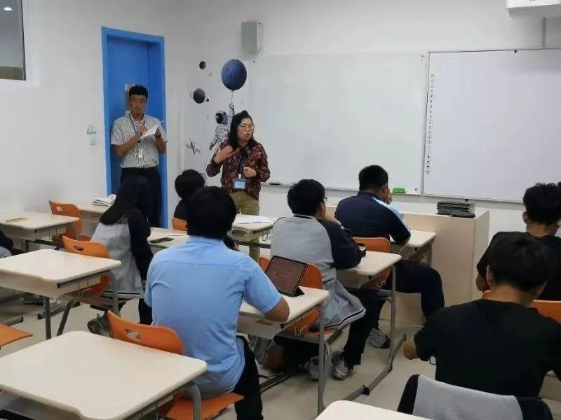 上海宏润博源学校学生干部领导力培训课程.jpg