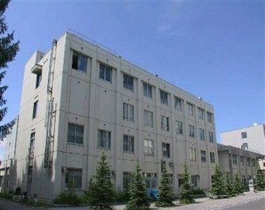 弘前大学