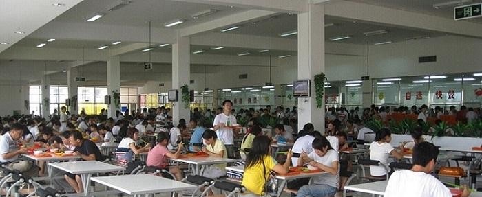 成都外语职业中专学校