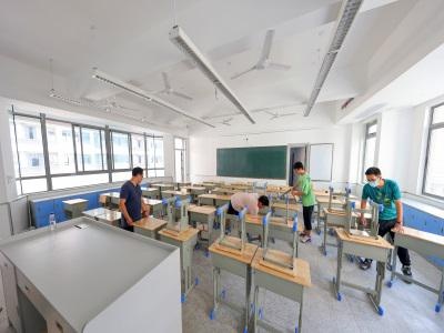 江苏省靖江高级中学