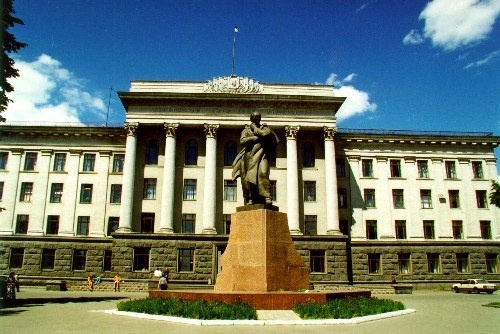 沃伦国立大学