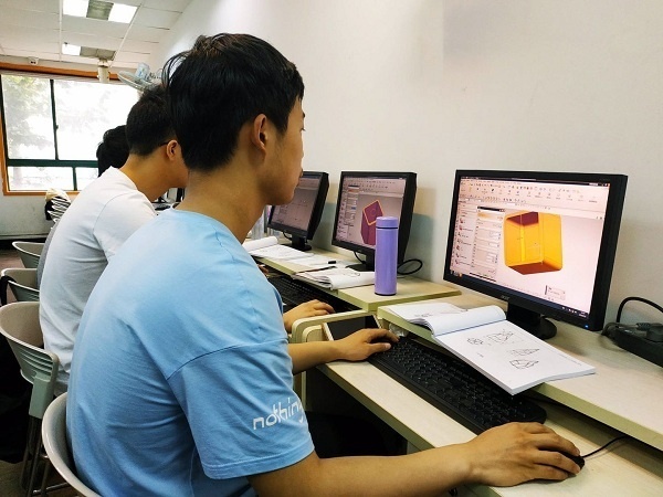 上海学ug编程