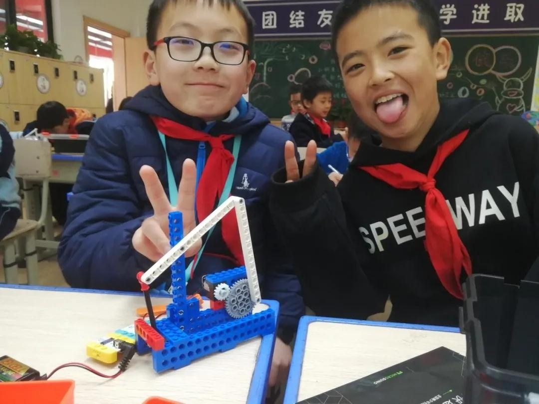 成都绵实外国语学校双语班