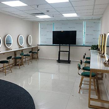 徐汇校区化妆教室