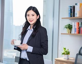 管理人员