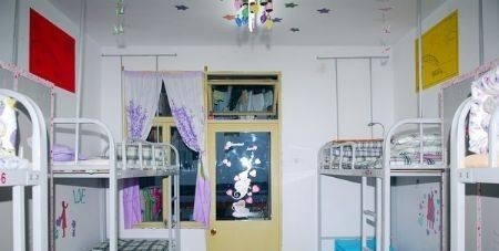 隆昌县石燕职业中学宿舍条件