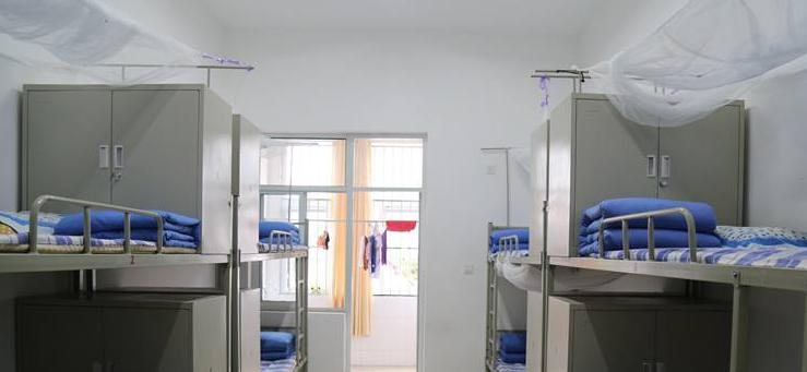 广东农垦茂名技工学校