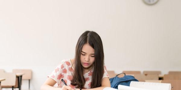 初级会计师一年考几次