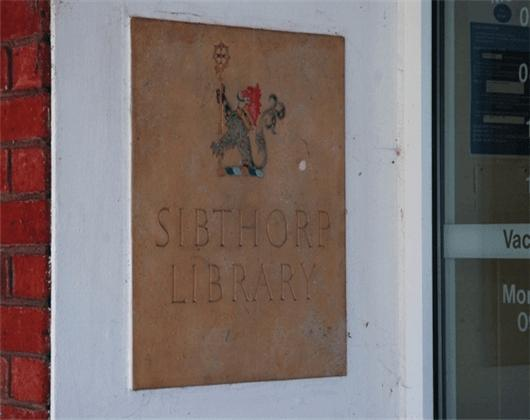 格罗斯泰斯特主教大学