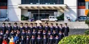 湖南高速铁路职业技术学院是大专还是中专(湖南高速铁路职业技术学院)
