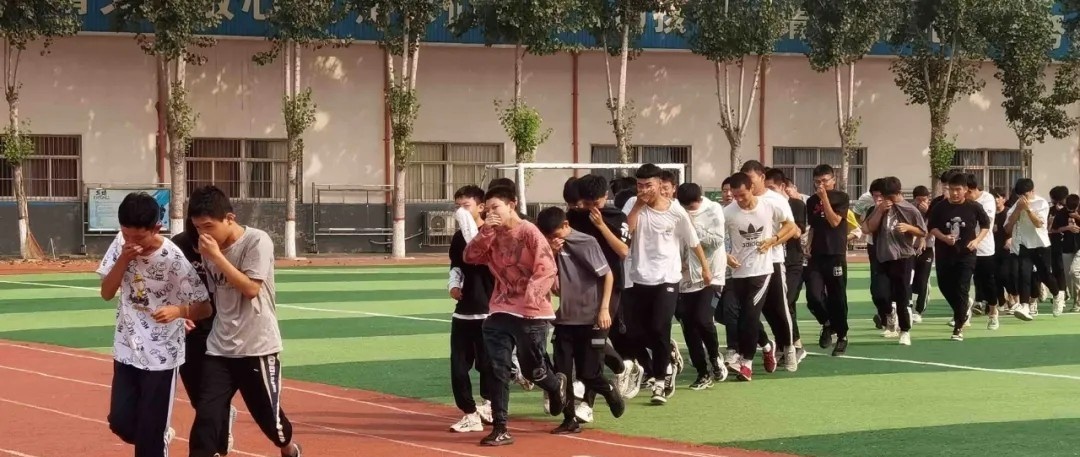 邯郸现代工业中等专业学校