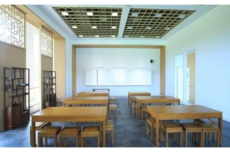 成都宏文学校 